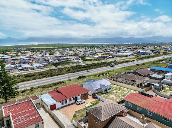 3 Bedroom Property for Sale in Hawston Western Cape